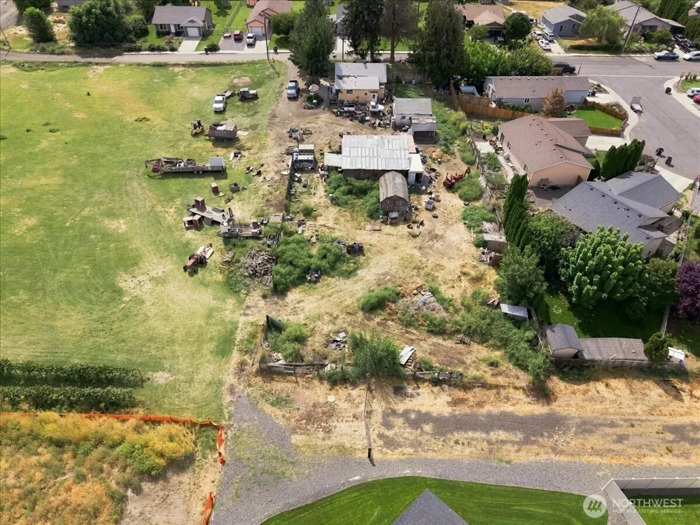 703 5th Street Grandview, WA 98930