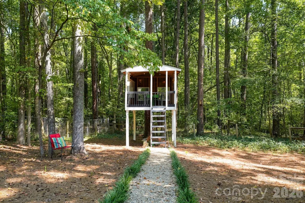 405 Pine Road Davidson, NC 28036