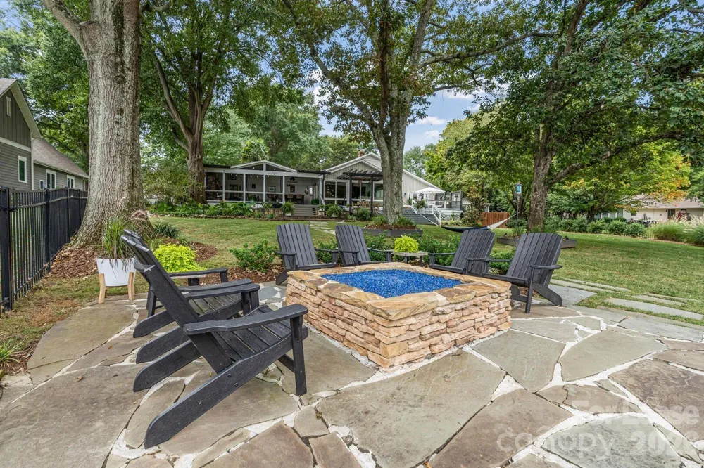 18026 Whispering Oaks Drive Cornelius, NC 28031