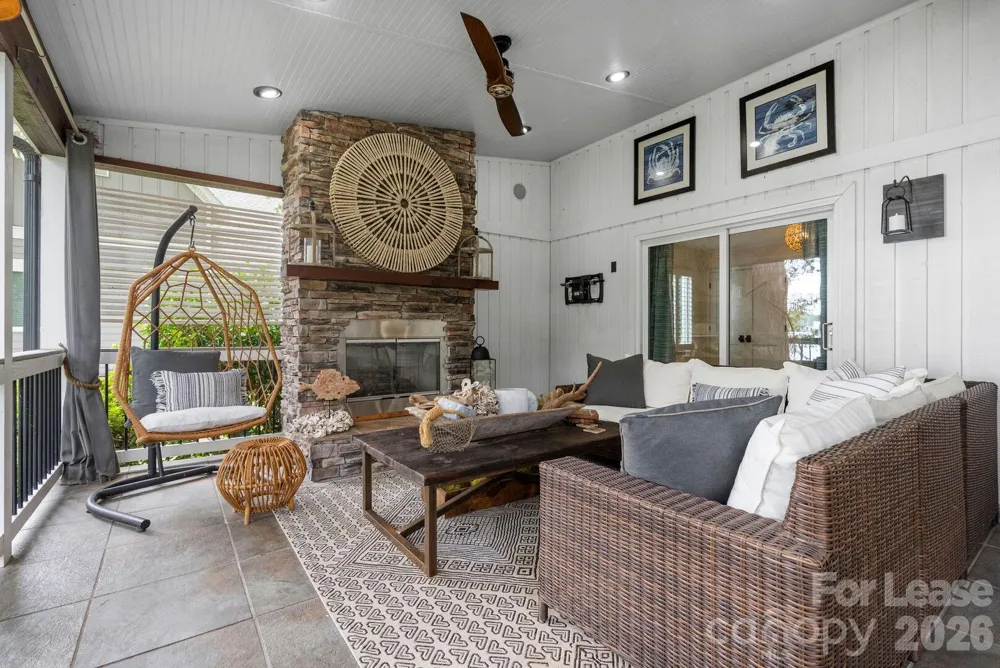 18026 Whispering Oaks Drive Cornelius, NC 28031