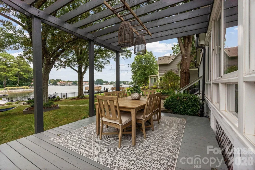 18026 Whispering Oaks Drive Cornelius, NC 28031