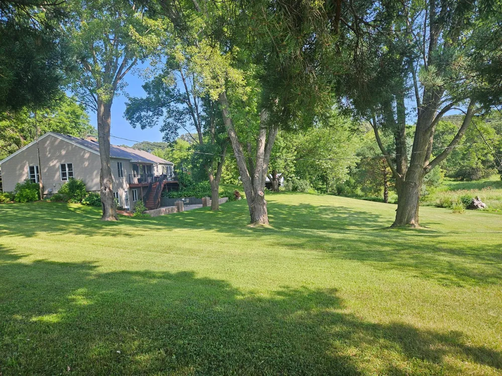 16474 Lake Avenue Paynesville, MN 56362