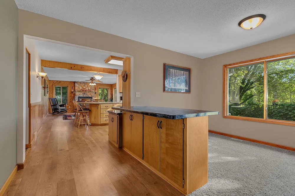 16474 Lake Avenue Paynesville, MN 56362