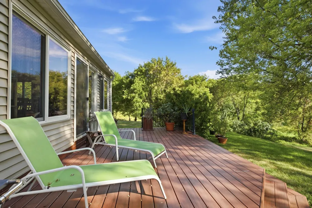 16474 Lake Avenue Paynesville, MN 56362