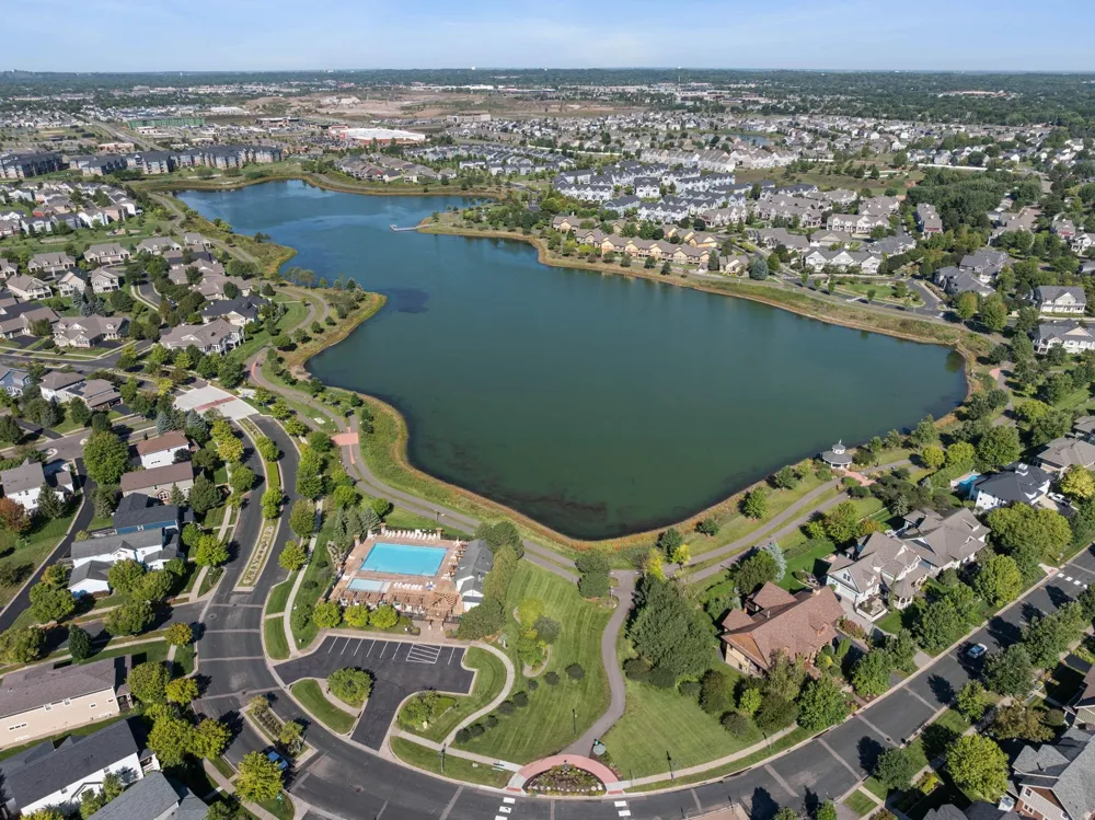15593 Early Bird Circle #307 Apple Valley, MN 55124
