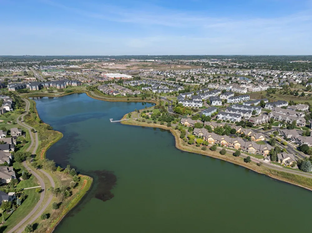 15593 Early Bird Circle #307 Apple Valley, MN 55124