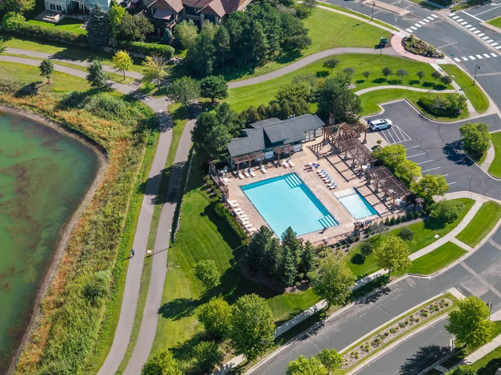 15593 Early Bird Circle #307 Apple Valley, MN 55124