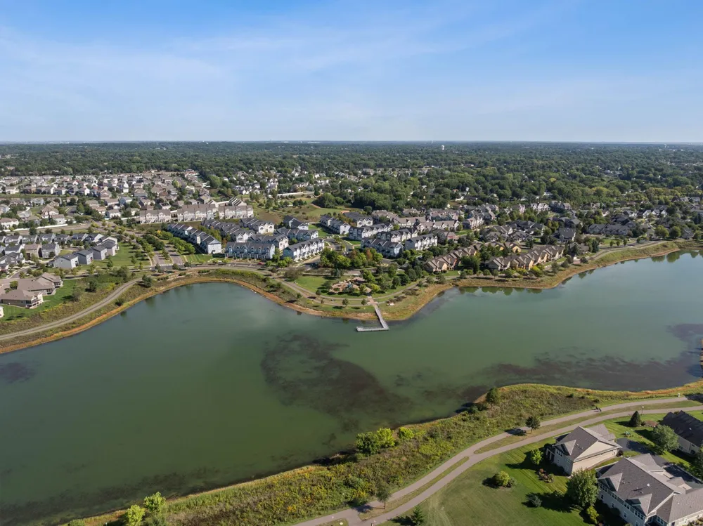 15593 Early Bird Circle #307 Apple Valley, MN 55124