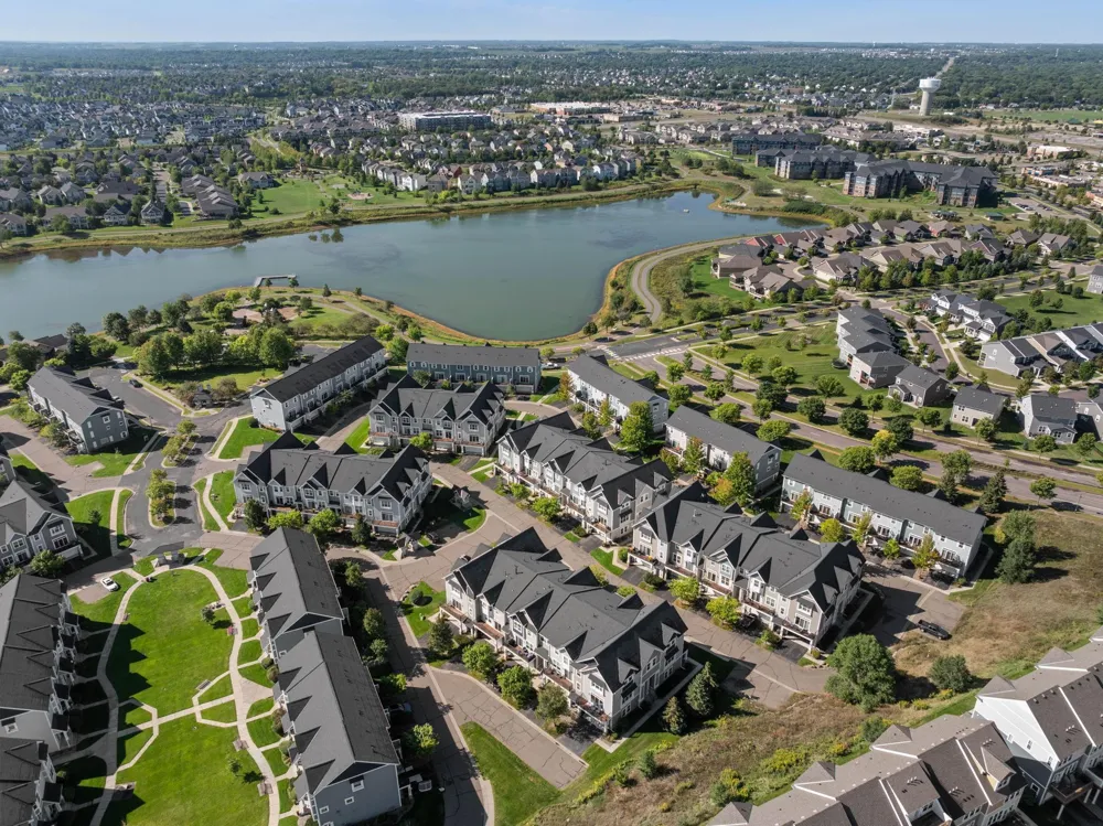 15593 Early Bird Circle #307 Apple Valley, MN 55124