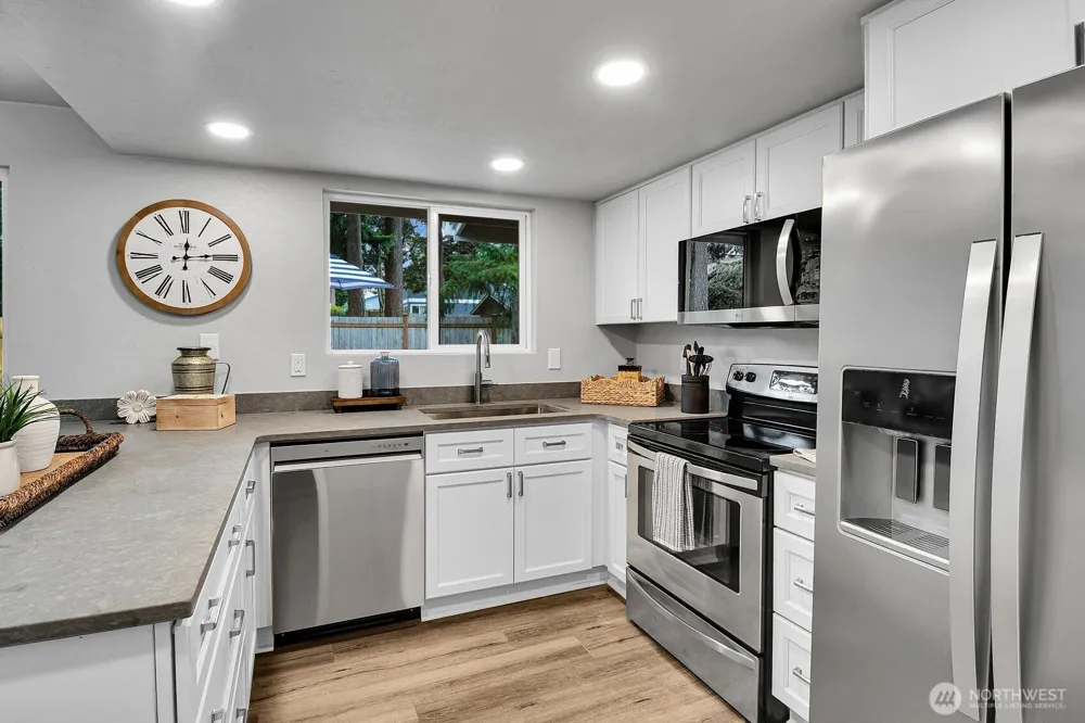 16815 25th Avenue SE Bothell, WA 98012
