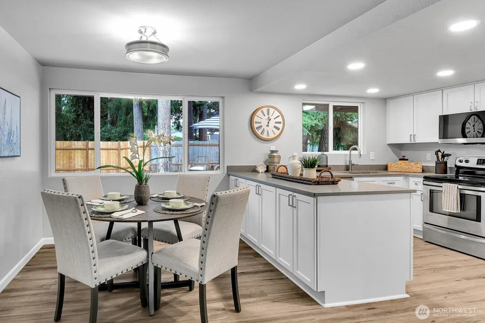 16815 25th Avenue SE Bothell, WA 98012