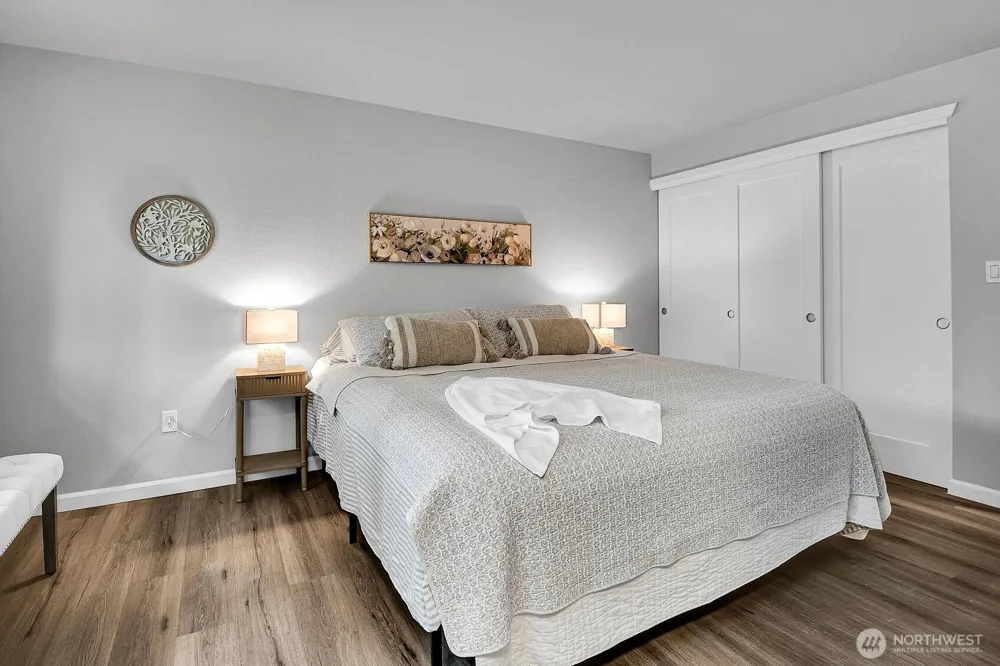 16815 25th Avenue SE Bothell, WA 98012