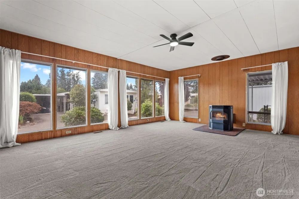3702 Hunt Street #32 Gig Harbor, WA 98335