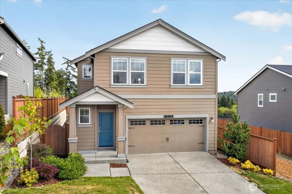 1033 SW Pendleton Way Port Orchard, WA 98367