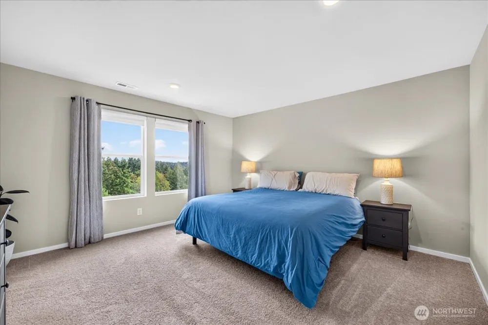 1033 SW Pendleton Way Port Orchard, WA 98367