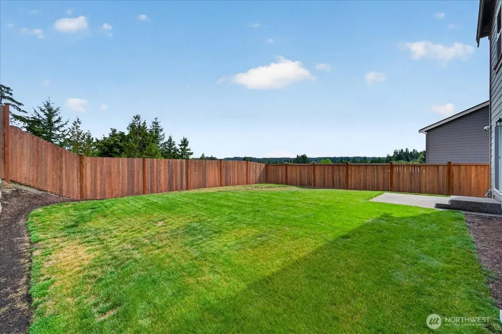 1033 SW Pendleton Way Port Orchard, WA 98367