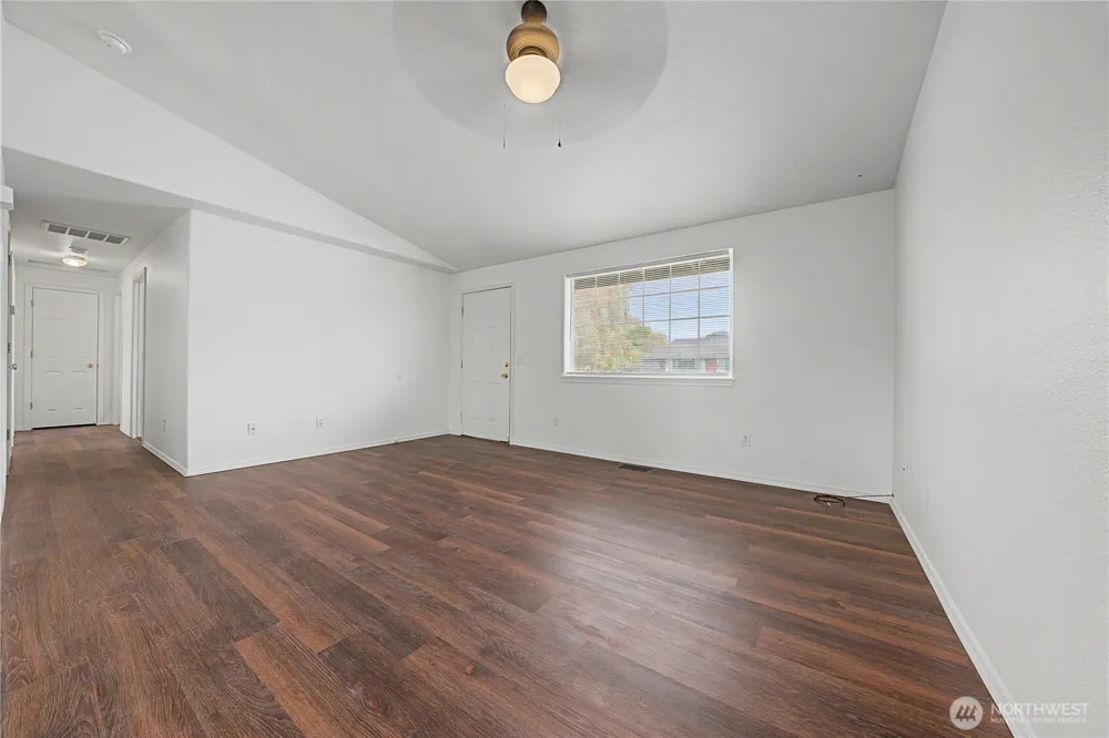 824 E Hayden Drive Moses Lake, WA 98837