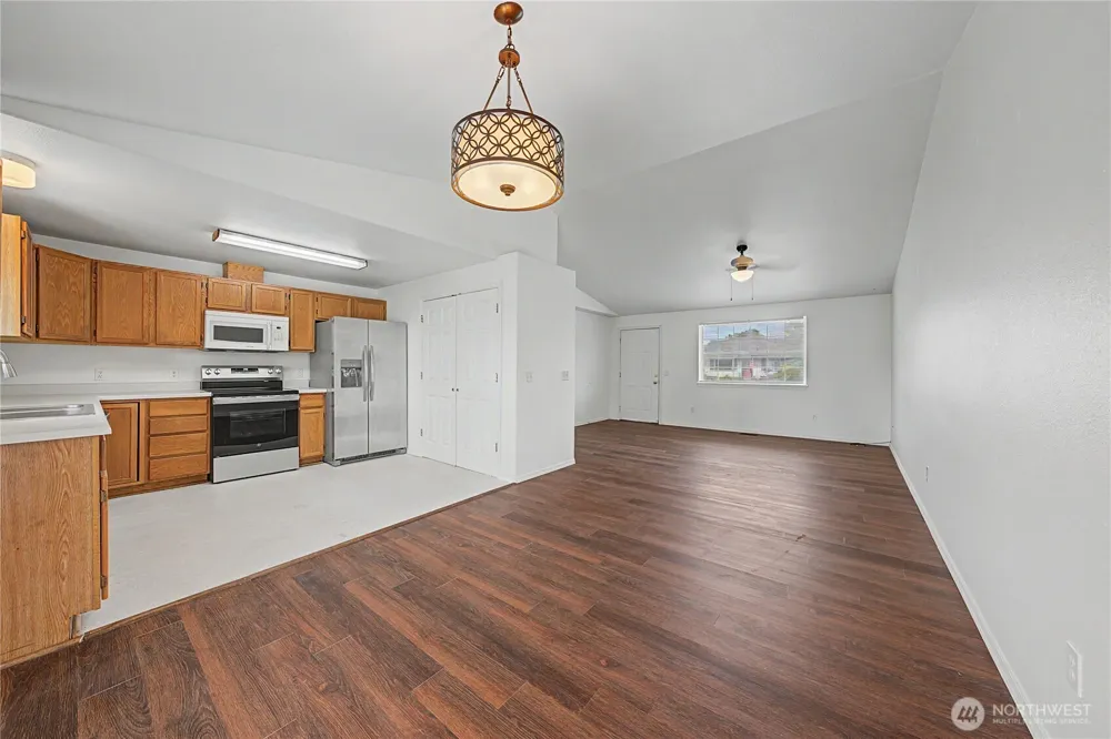 824 E Hayden Drive Moses Lake, WA 98837