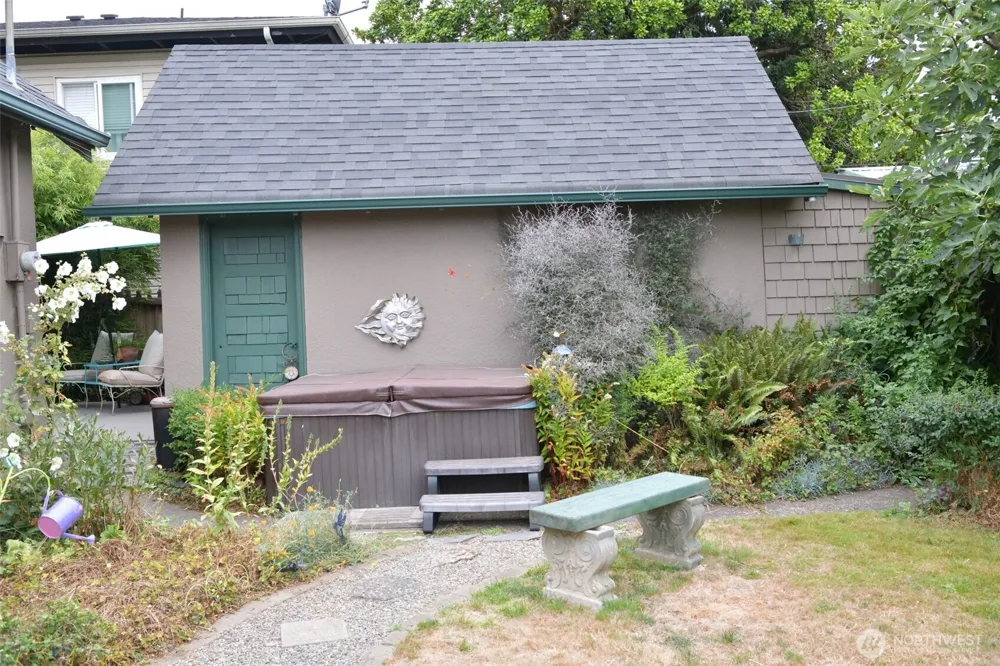 2733 Fir Street Longview, WA 98632
