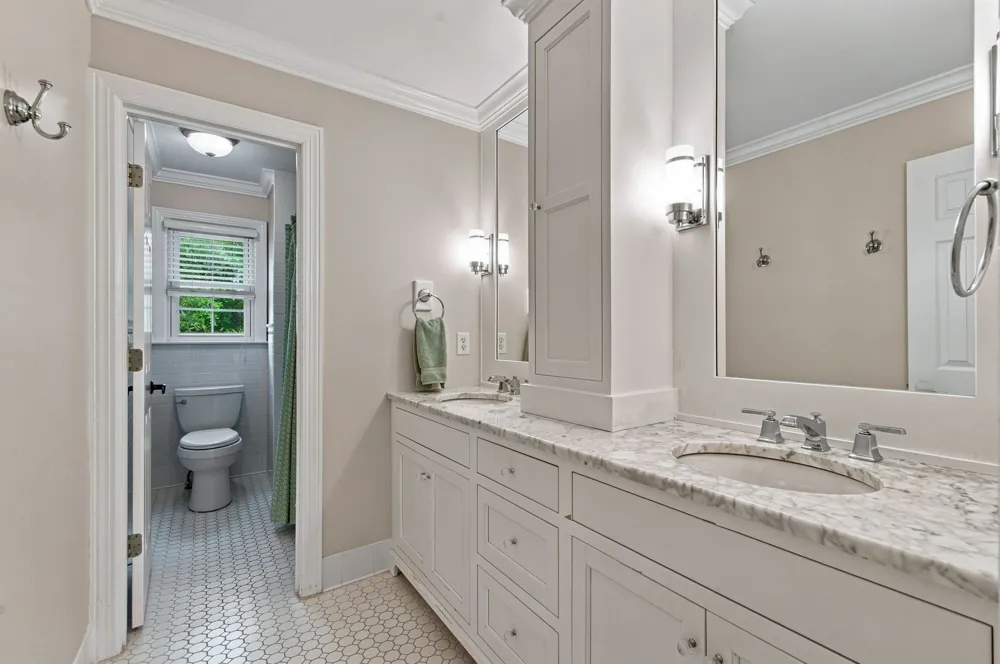 512 Crofton Park Ln Franklin, TN 37069