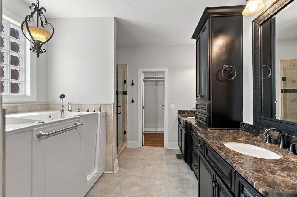 512 Crofton Park Ln Franklin, TN 37069