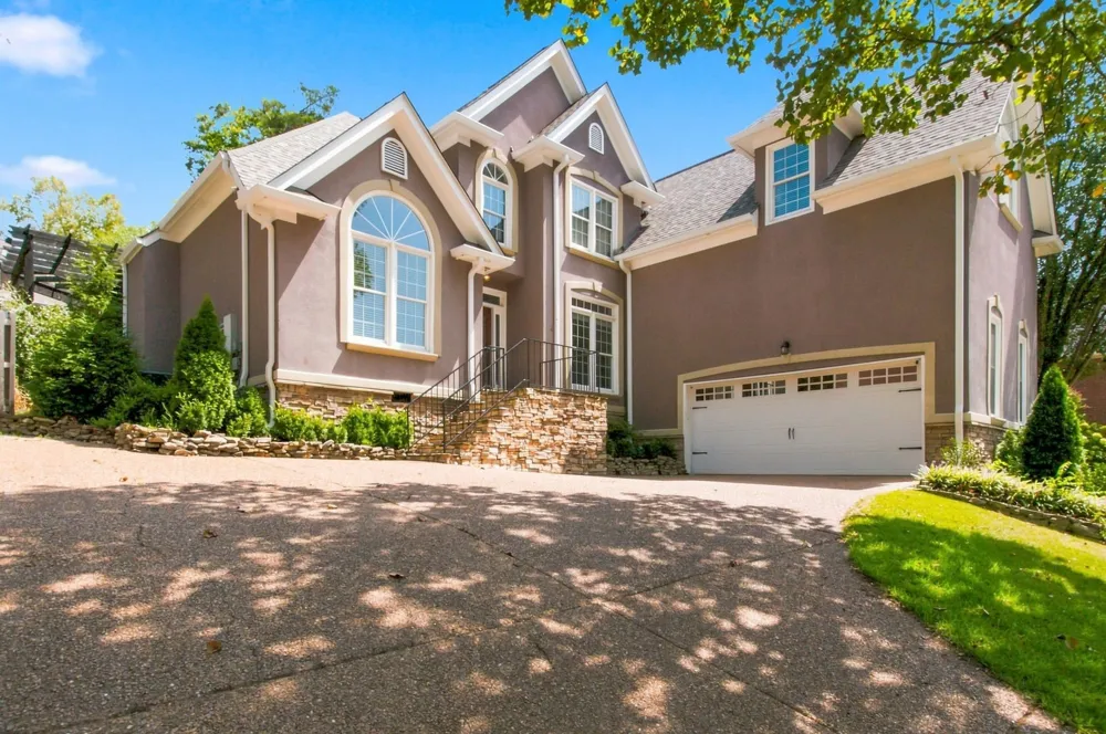512 Crofton Park Ln Franklin, TN 37069