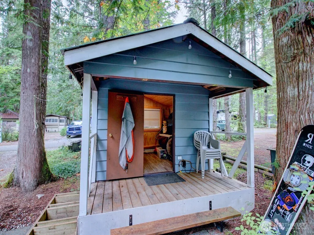 184 Fireside Lodge Circle Deming, WA 98244