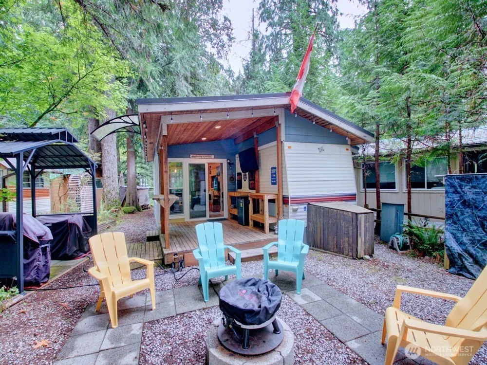 184 Fireside Lodge Circle Deming, WA 98244