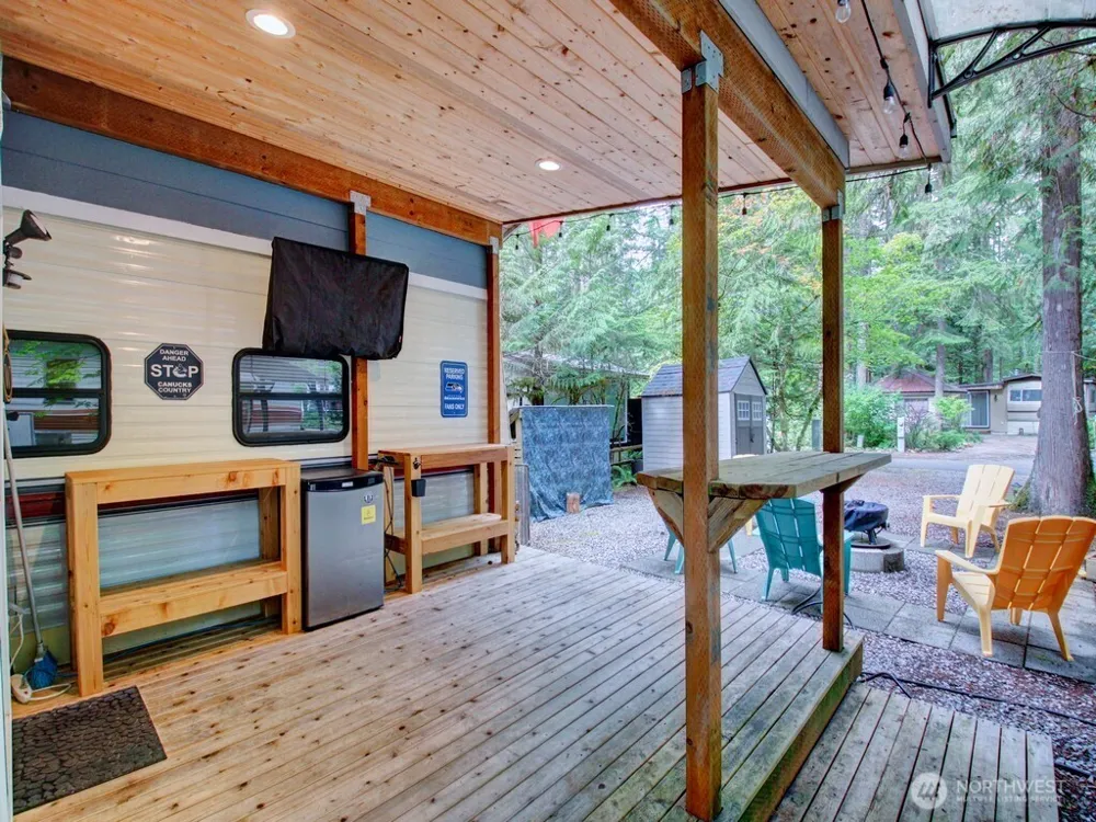 184 Fireside Lodge Circle Deming, WA 98244