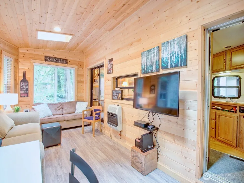 184 Fireside Lodge Circle Deming, WA 98244