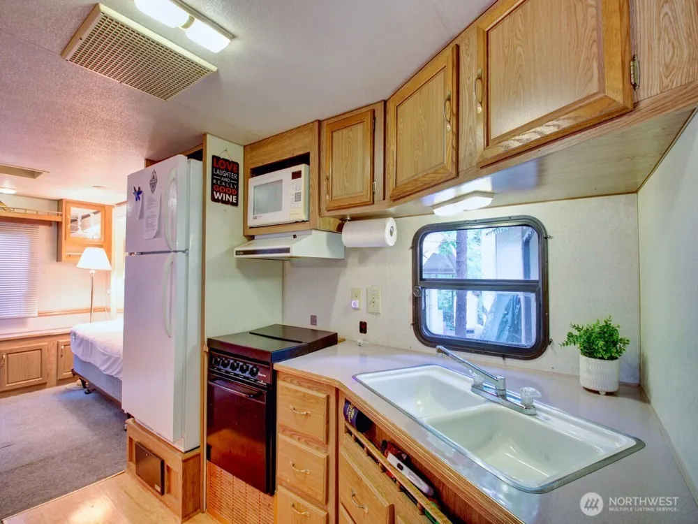 184 Fireside Lodge Circle Deming, WA 98244