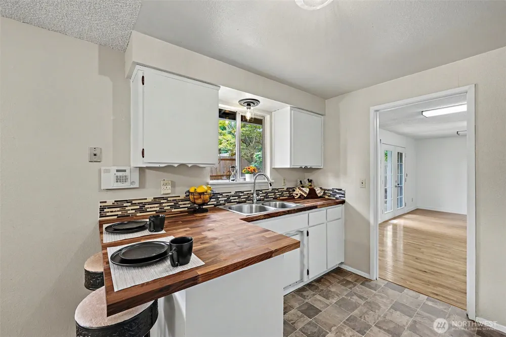 31444 51st Avenue SW Federal Way, WA 98023