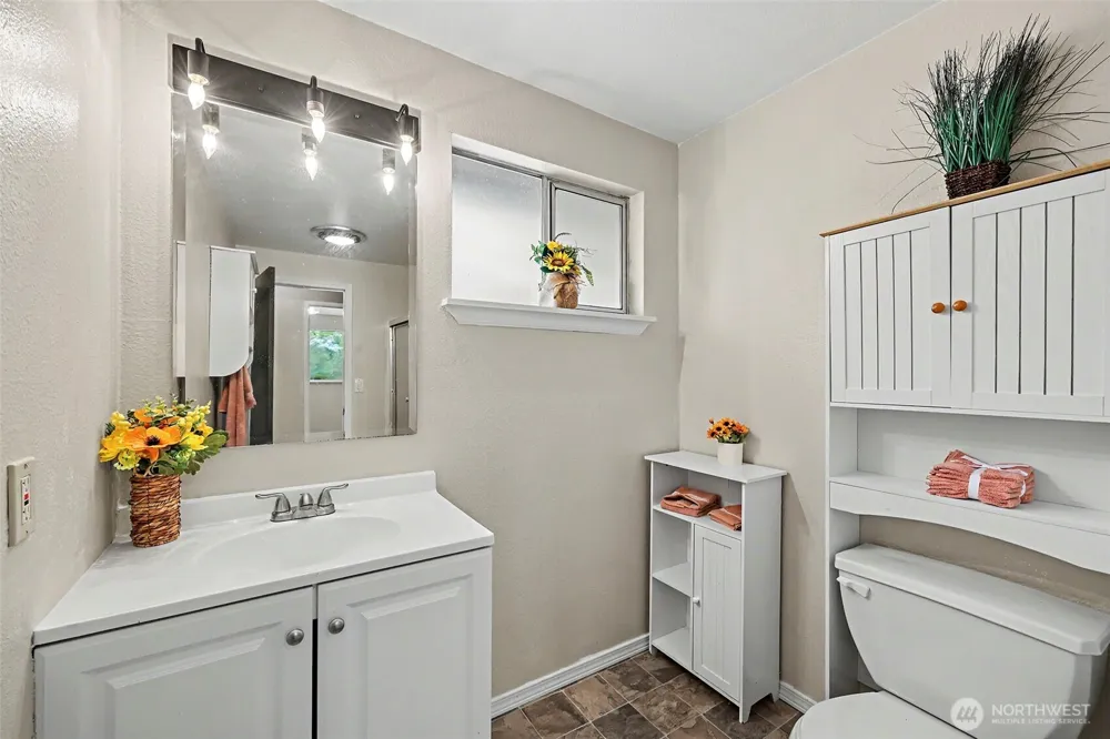 31444 51st Avenue SW Federal Way, WA 98023