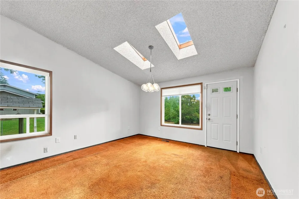 10128 100th Street Ct SW Lakewood, WA 98498