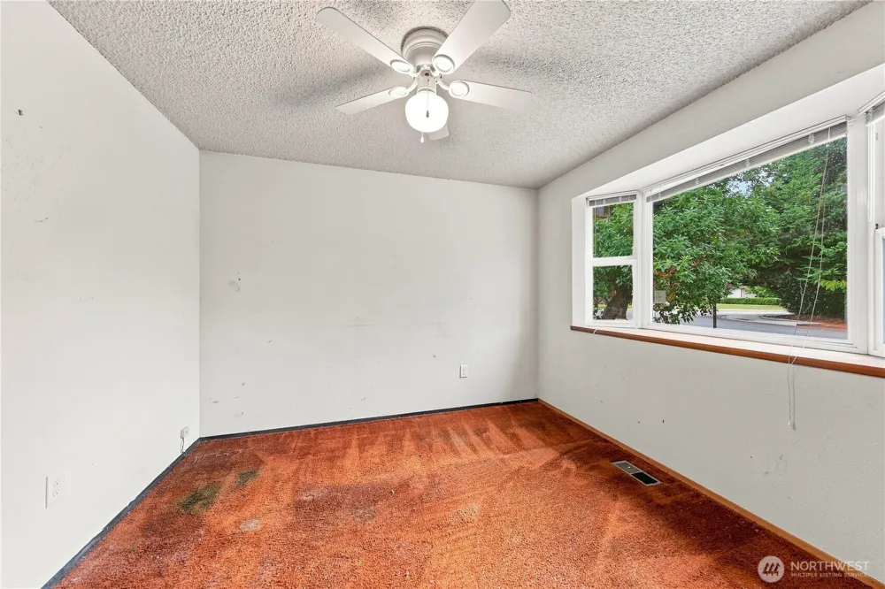 10128 100th Street Ct SW Lakewood, WA 98498