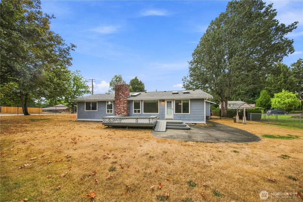 10128 100th Street Ct SW Lakewood, WA 98498