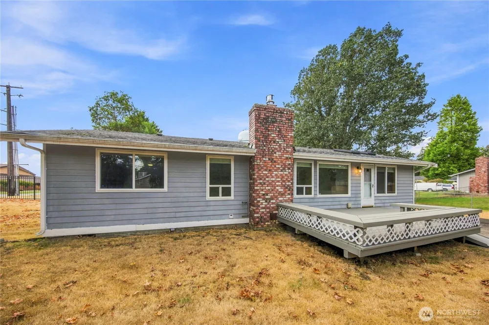 10128 100th Street Ct SW Lakewood, WA 98498