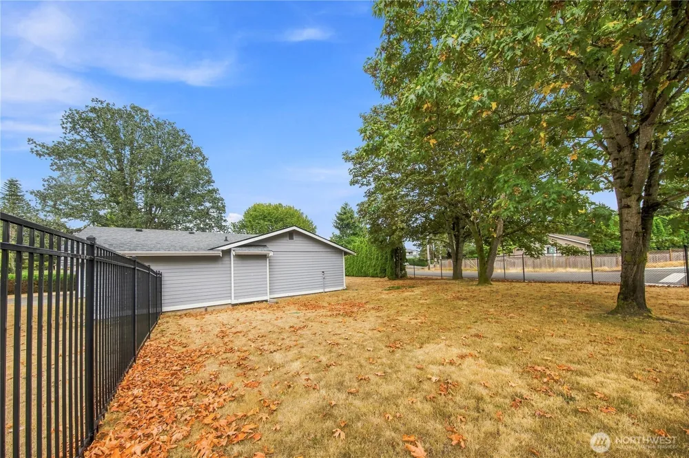 10128 100th Street Ct SW Lakewood, WA 98498