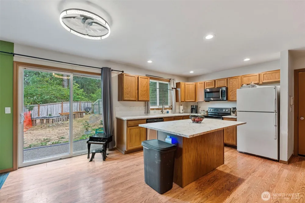 17015 Arborvitae Court SE Yelm, WA 98597
