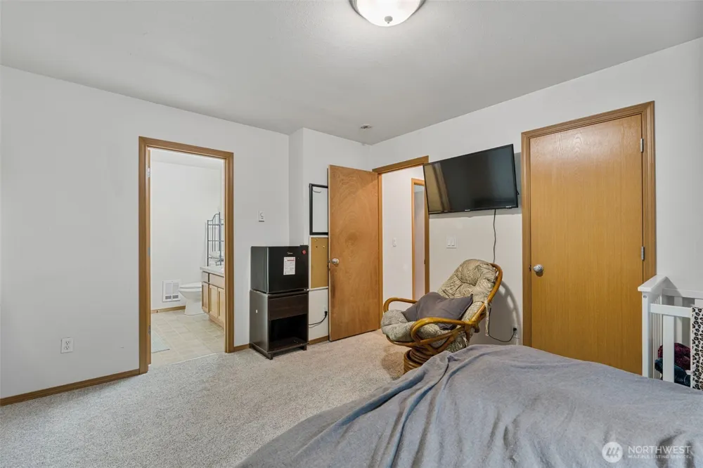 17015 Arborvitae Court SE Yelm, WA 98597