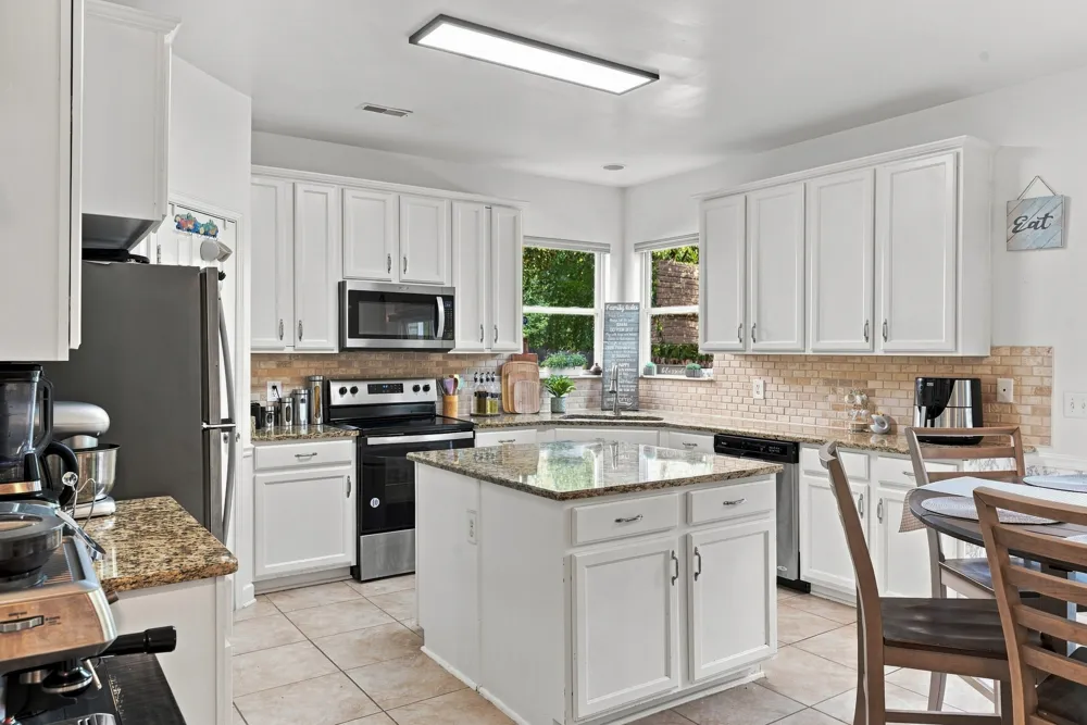 106 Sorrel Ct Hendersonville, TN 37075