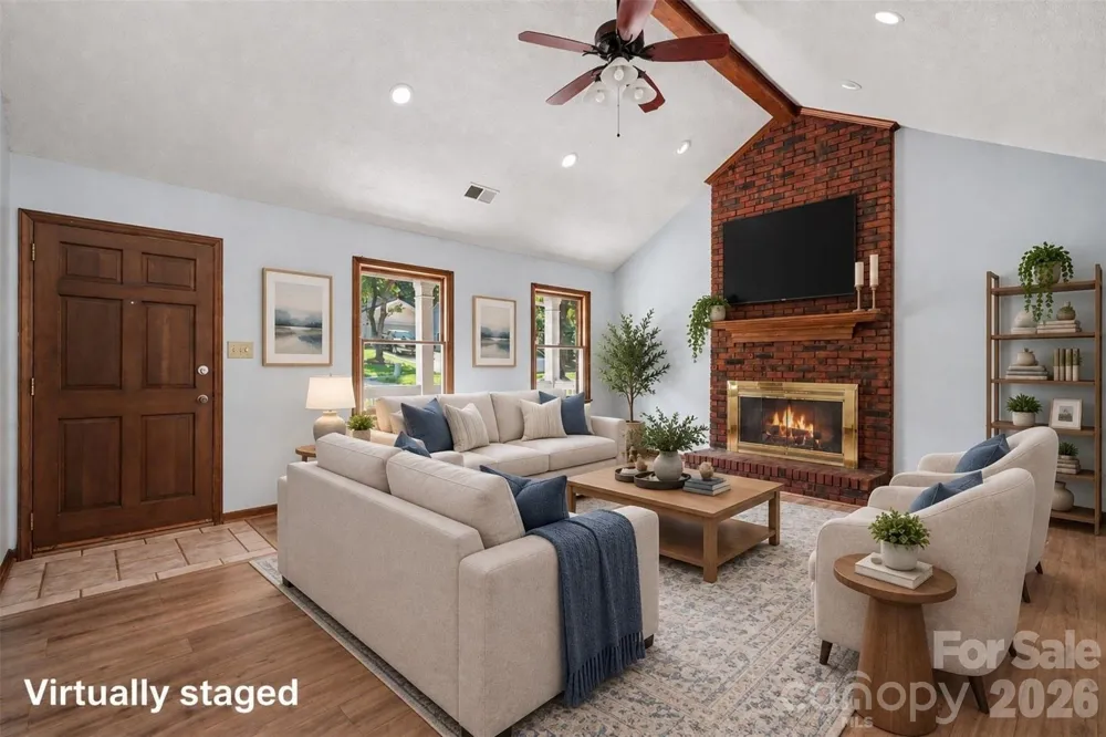 7225 Mcteal Place Charlotte, NC 28262