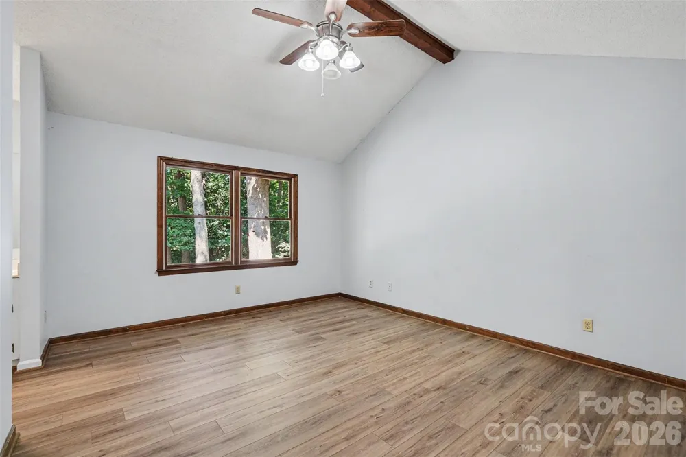 7225 Mcteal Place Charlotte, NC 28262