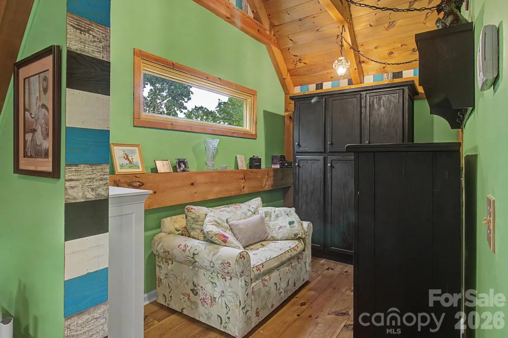 270 Upper Herron Cove Road Weaverville, NC 28787
