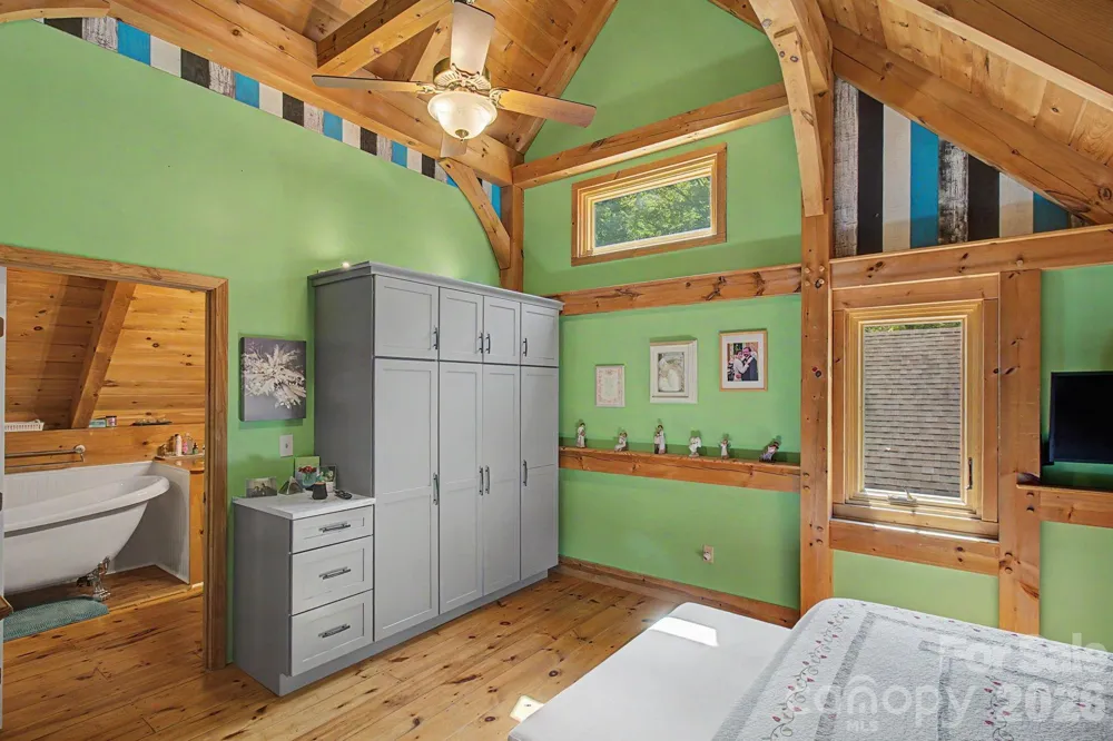 270 Upper Herron Cove Road Weaverville, NC 28787