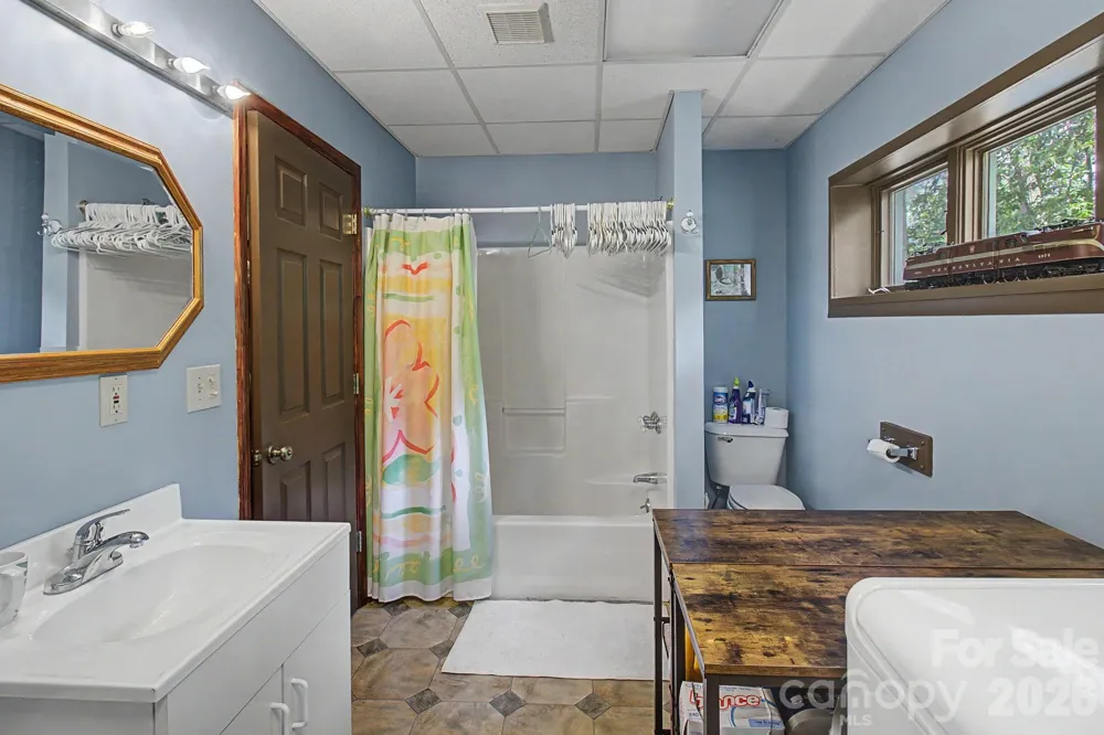 270 Upper Herron Cove Road Weaverville, NC 28787