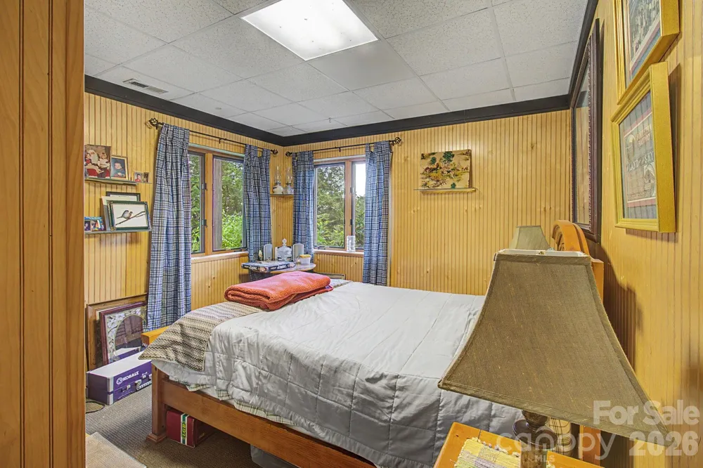 270 Upper Herron Cove Road Weaverville, NC 28787