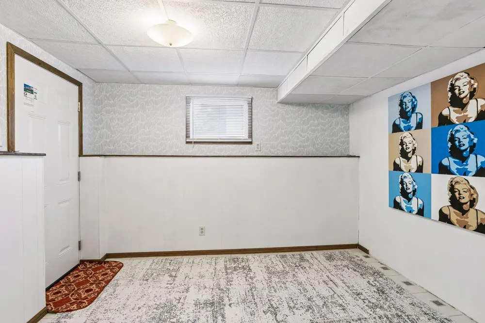 2230 Decatur Avenue Golden Valley, MN 55427