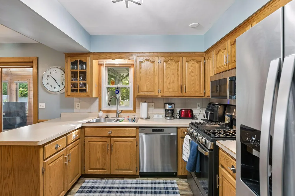 2230 Decatur Avenue Golden Valley, MN 55427