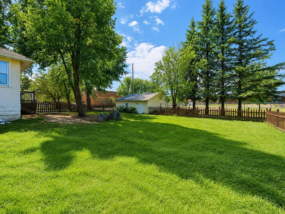 403 5th Street NE Staples, MN 56479